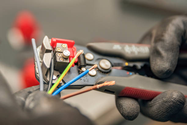 Best Electrician Near Me  in Willow Creek, CA